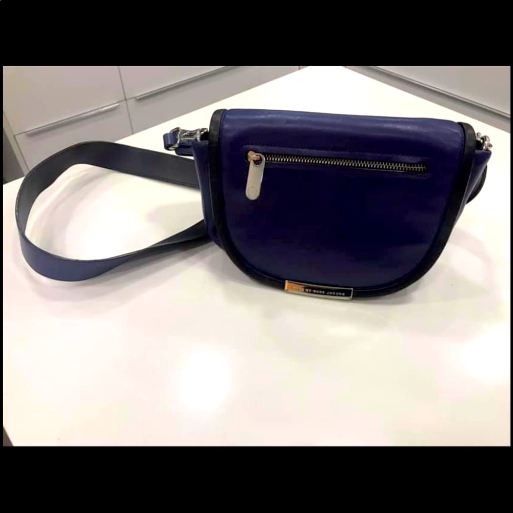 Marc Jacobs blue cross body saddle bag